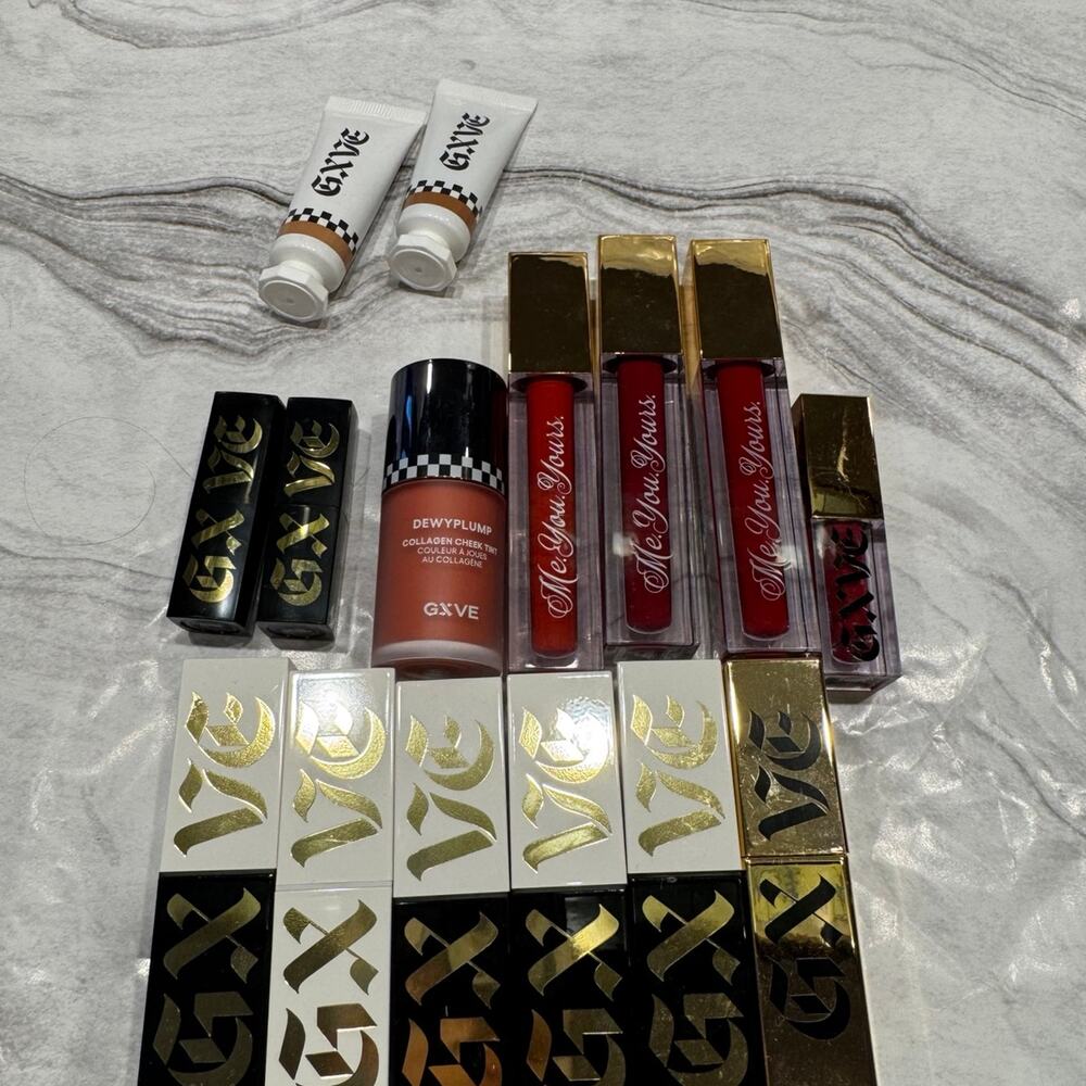 Gwen Stefani GXVE Makeup Bundle